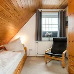 Ferienhaus Von Manderley, Mit 3 Schlafzimmern Und Garten, Hund Willkommen!