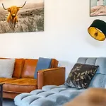 Von Manderley, Mit 3 Schlafzimmern Und Garten, Hund Willkommen! Ferienhaus Greetsiel