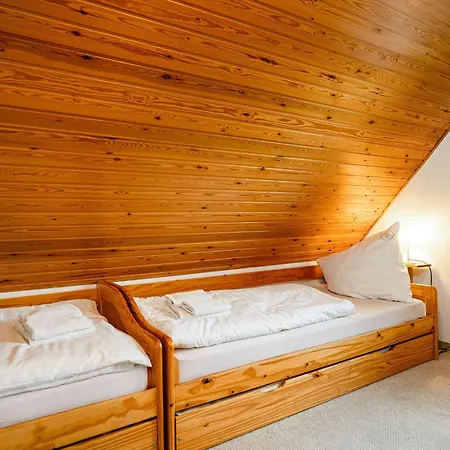 Von Manderley, Mit 3 Schlafzimmern Und Garten, Hund Willkommen! Holiday home Greetsiel