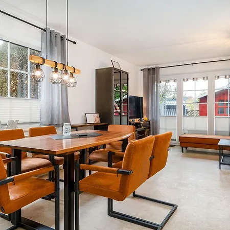 Von Manderley, Mit 3 Schlafzimmern Und Garten, Hund Willkommen! Holiday home