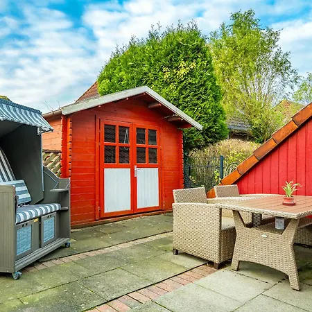 Von Manderley, Mit 3 Schlafzimmern Und Garten, Hund Willkommen! Ferienhaus